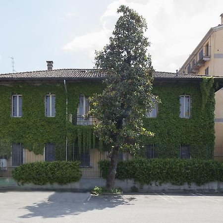 Ekoliving Bed & Breakfast Milan Bagian luar foto